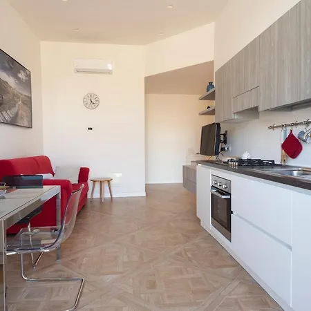 Dimora Santa Chiara 펜션 *